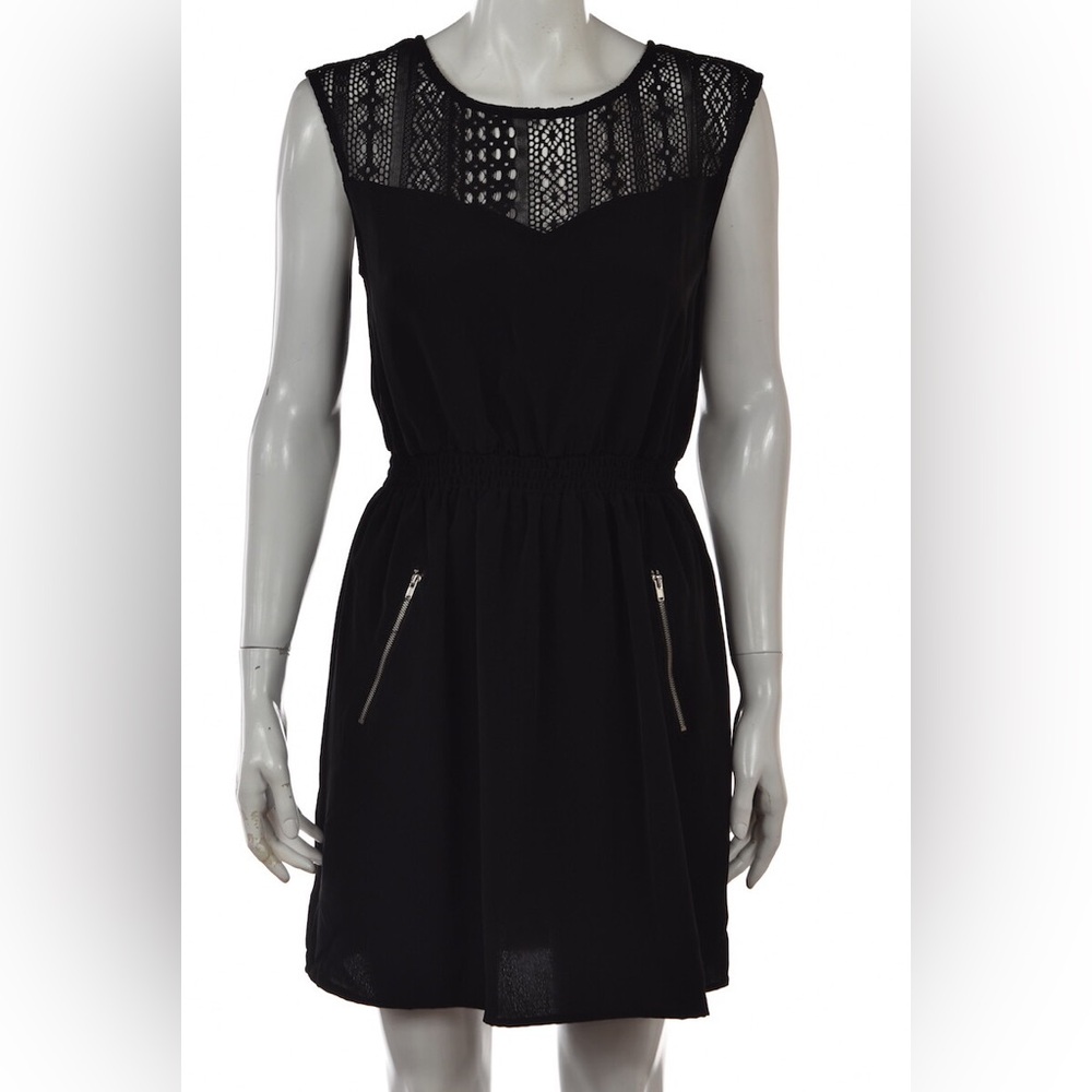 one clothing Black Lace Yoke Sleeveless Midi Dress with Zip Pockets